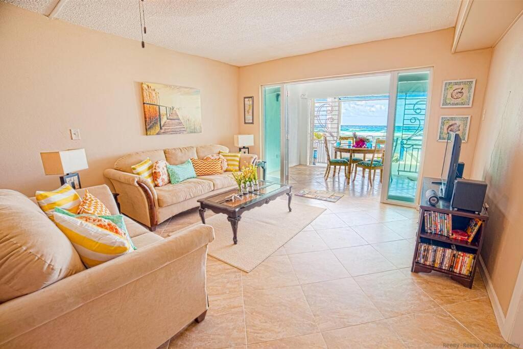 Gorgeous Ocean Views! Welcome To Bella Breeze! Beachfront 2Br 2Ba Apartment Sion Farm Exterior photo