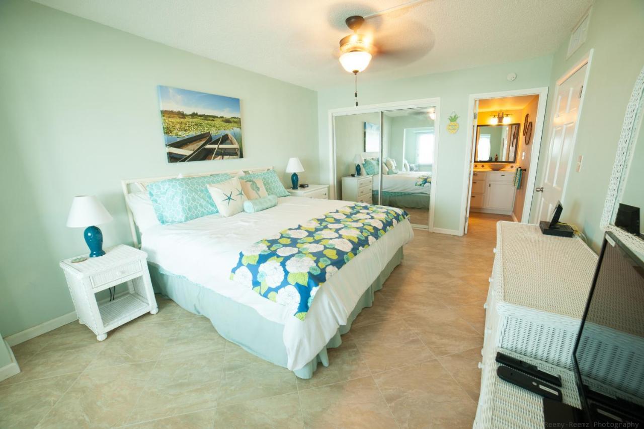 Gorgeous Ocean Views! Welcome To Bella Breeze! Beachfront 2Br 2Ba Apartment Sion Farm Exterior photo